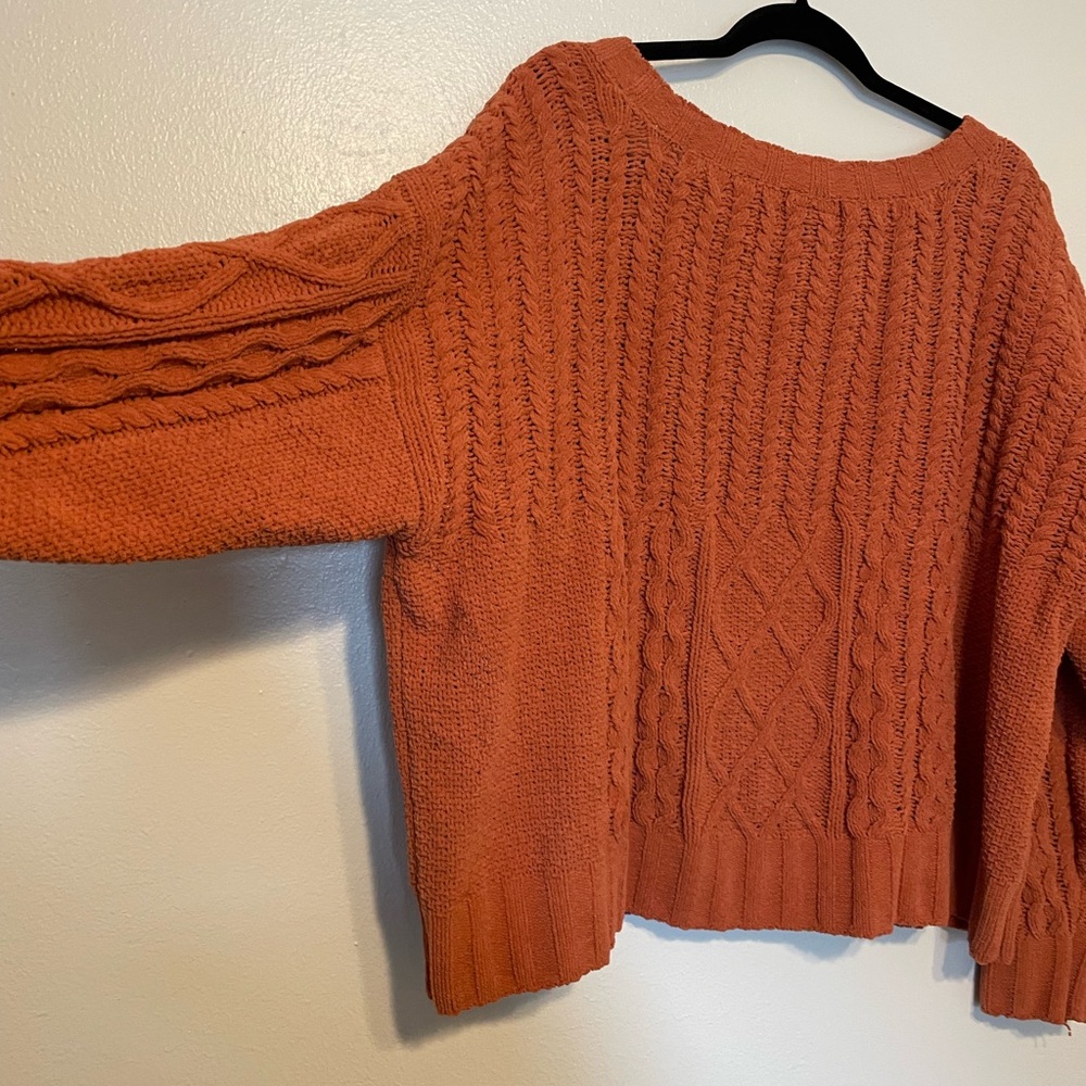 Cozy V-Neck Cable Knit Sweater - burnt Orange - Picture 2 of 4